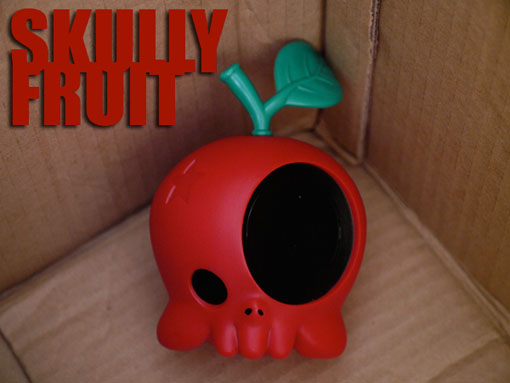 Skully Fruit_e0118156_1565096.jpg