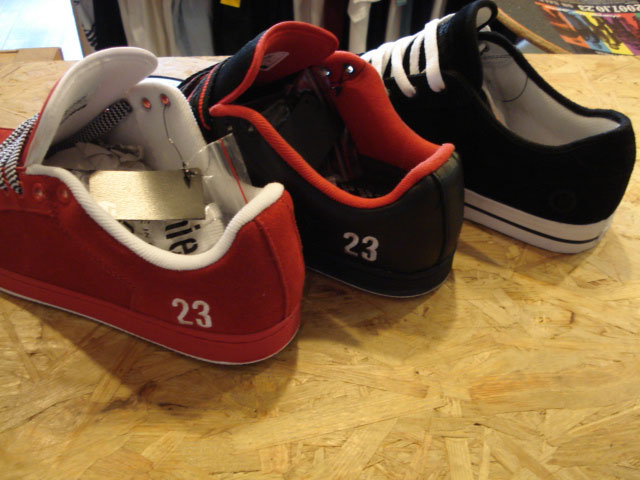 ETNIES_c0149837_1739462.jpg