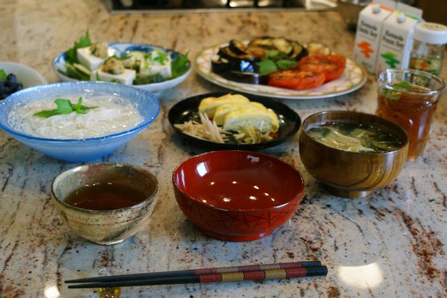 夏の名残の冷やし素麺朝食、_d0100880_4172962.jpg