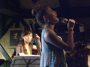 夏祭り その1_f0042307_1348441.jpg