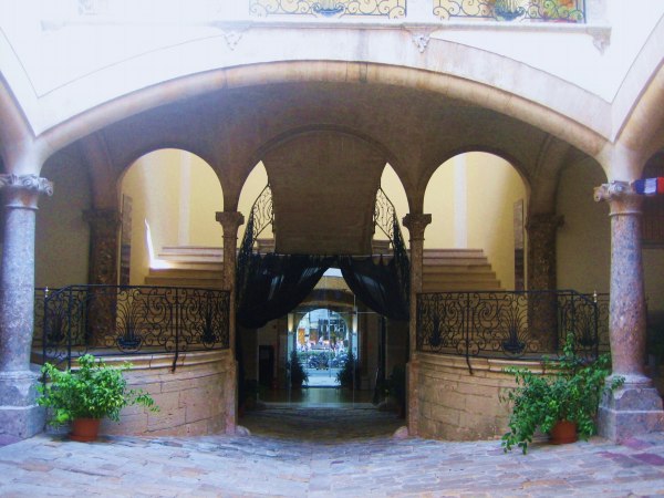 Mallorcaの思い出 18 パルマ 2_b0064411_6213268.jpg