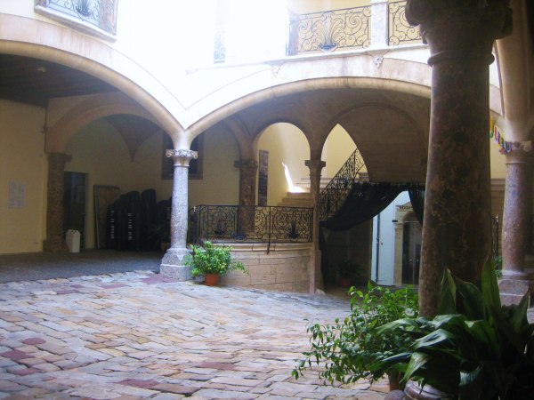 Mallorcaの思い出 18 パルマ 2_b0064411_622338.jpg