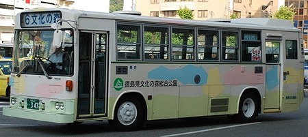 徳島市交通局　三菱P-MK116J　+呉羽_e0030537_123259.jpg