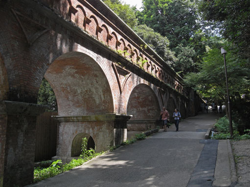 e0136745_17414353.jpg