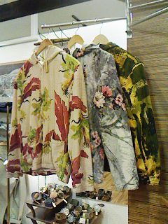 ショーツもあるけどパーカもあるんです! (マグネッツサーカス)_c0078587_1922537.jpg