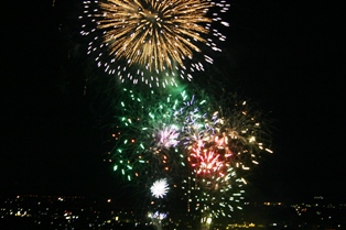 fuochi d\'artificio （花火）_b0044401_2347435.jpg