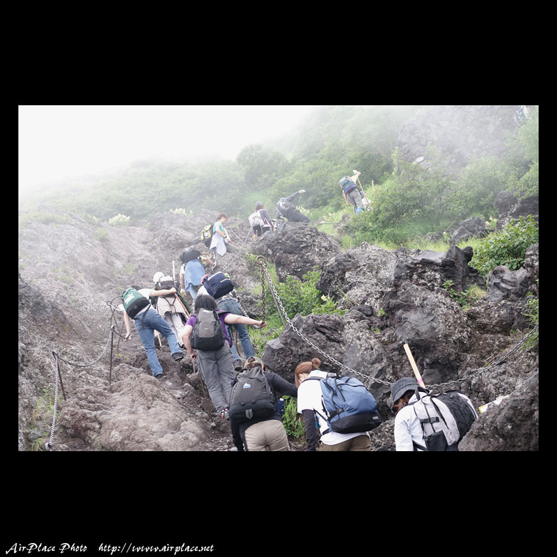 富士登山編　六合目から本格的な登りに突入_f0086721_0504469.jpg