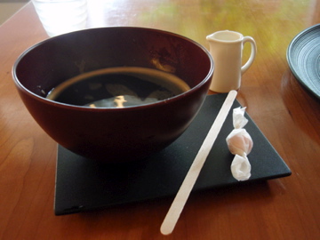 目黒庭園美術館内のカフェ_b0132442_1961093.jpg