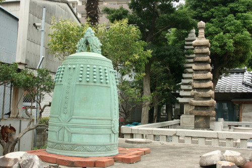 平清盛公墓所 八棟寺殿 平相國廟_b0118987_6335374.jpg