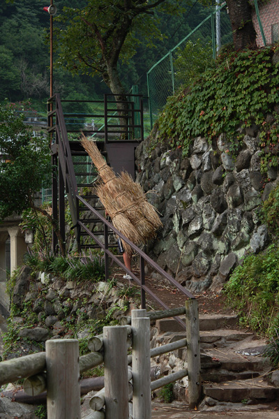 祭事前の山村_b0147624_9292939.jpg