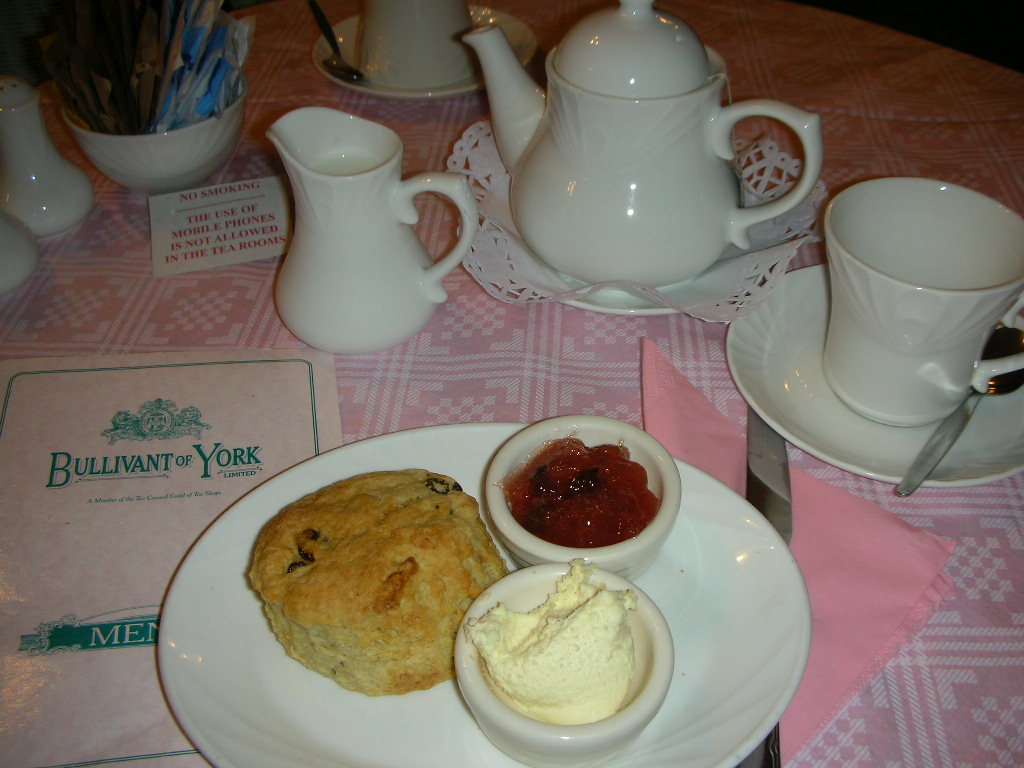 イギリスのTea Room巡り　Part-３_c0139629_2133544.jpg