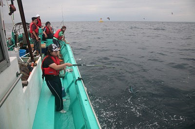 浜松夏期講習で相模湾シイラだ。_d0137029_1936782.jpg