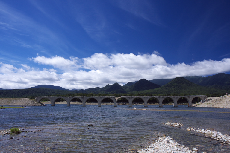 幻の橋・タウシュベツ川橋梁_f0002701_1323234.jpg