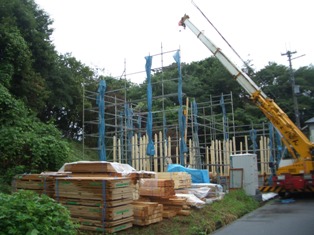 上棟_f0163105_2201959.jpg