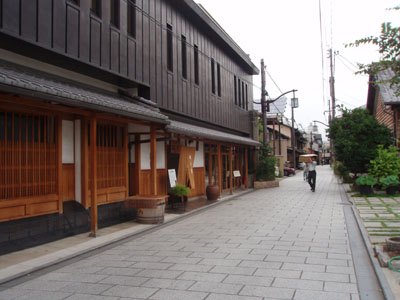織成館(おりなす館)_e0048413_16574191.jpg