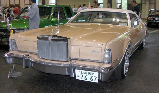 FORD Lincoln CONTINENTAL MARK IV（1974）_d0041622_23251666.jpg