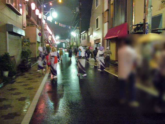 2008年 西荻名物 女子大通り商和会　納涼盆踊の夕べ_a0016730_4442099.jpg