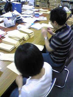 ＤＭ発送作業　ほぼ終了_d0011701_19582419.jpg