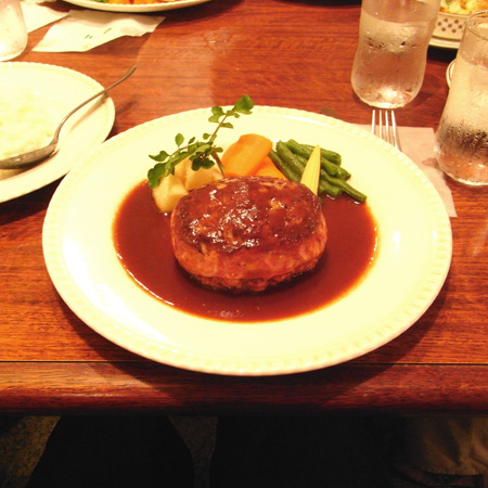 のこぎり屋根のパン屋さん_c0141005_20572795.jpg