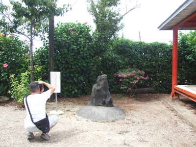 ミャーめぐり_e0028387_016270.jpg