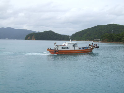 お泊りは、名瀬の藤原荘。_e0028387_1174736.jpg