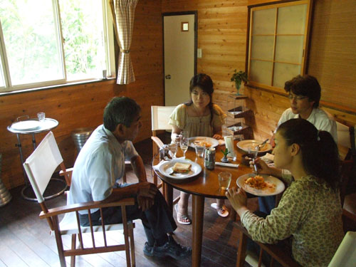 珍客を交えて♪_e0028387_2201742.jpg