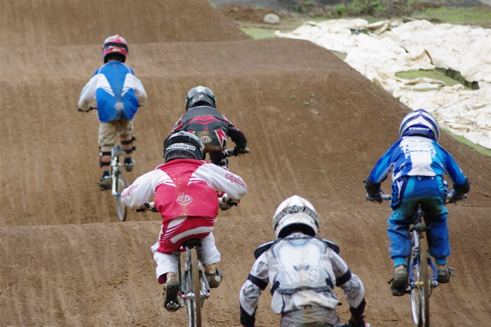 2008JBMXF東日本BMX選手権IN金谷山VOL6:B7~8、9~10才クラス準決勝_b0065730_15134633.jpg