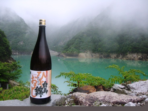 湖洞のお酒搬出!(白馬錦・薄井商店)_b0140235_1116441.jpg