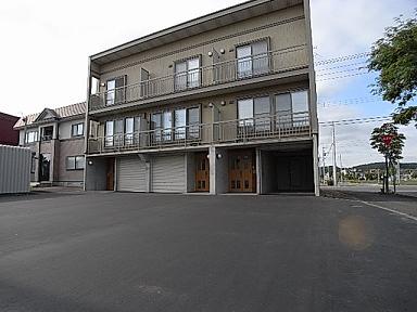 栗山町字中里 賃貸住宅 _c0126874_2328535.jpg