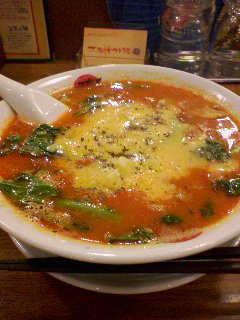 満腹〜ライブ×2と太陽のトマト麺_a0028852_2562486.jpg