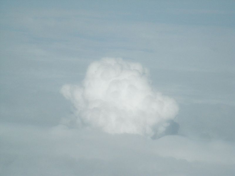 異常降雨を空から見ると (おまけの「円い虹」)_c0025115_21204179.jpg