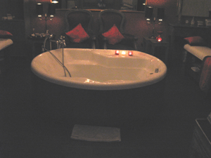 d0038319_9534541.gif