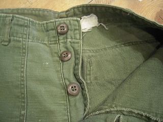 私的、名品軍パン。_d0121303_13241675.jpg