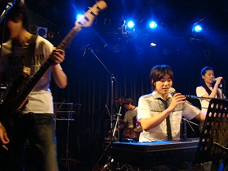 b0103607_23223670.jpg