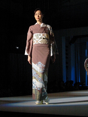 きもの → KIMONO_a0036808_15553474.jpg