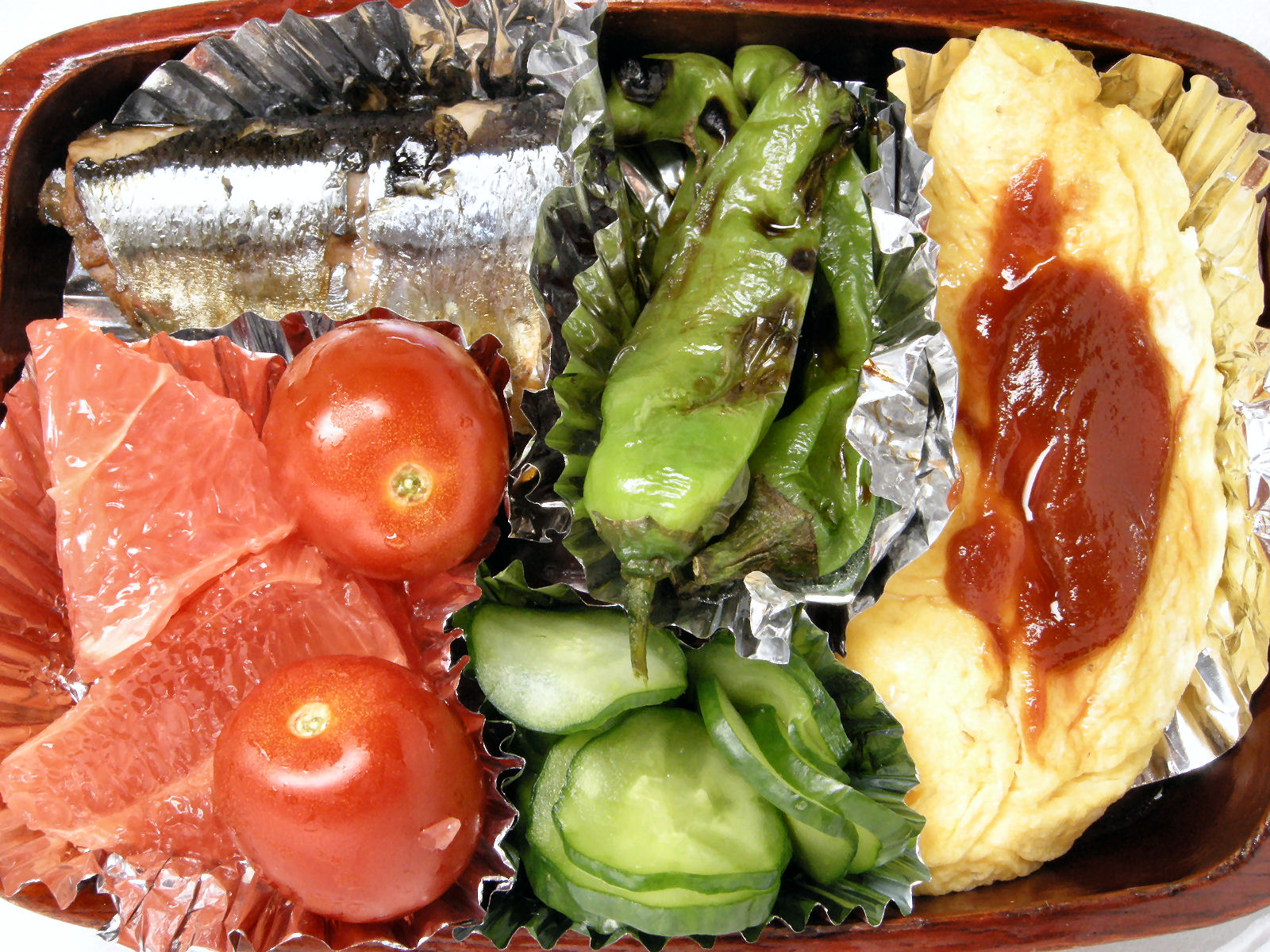 秋を感じさせないダイエット弁当_a0066081_6142227.jpg