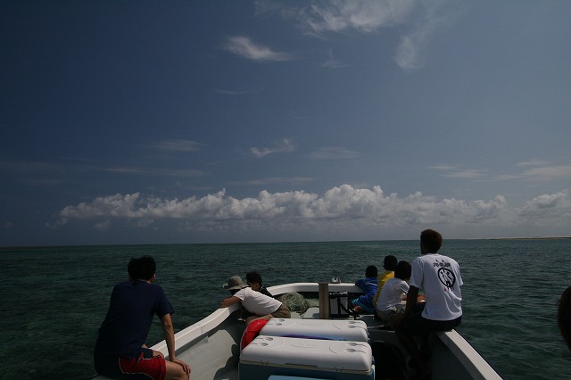 「\'08沖縄旅行記vol.2久米島２泊3日」～はての浜!!～_e0003090_871999.jpg