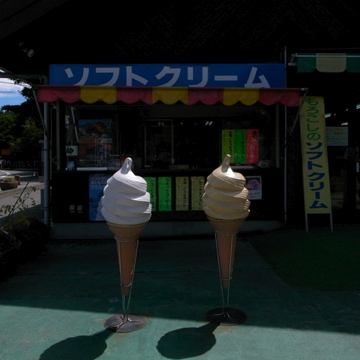 b0084243_22375661.jpg