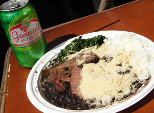 ブラジルのお祭りで食べたブラジルの家庭料理(正式名称は不明)_b0007805_1315988.jpg