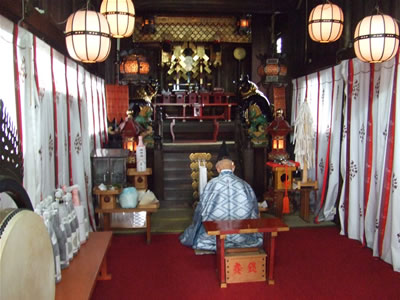 額田王　聖徳太子　市神神社_c0129558_1982281.jpg