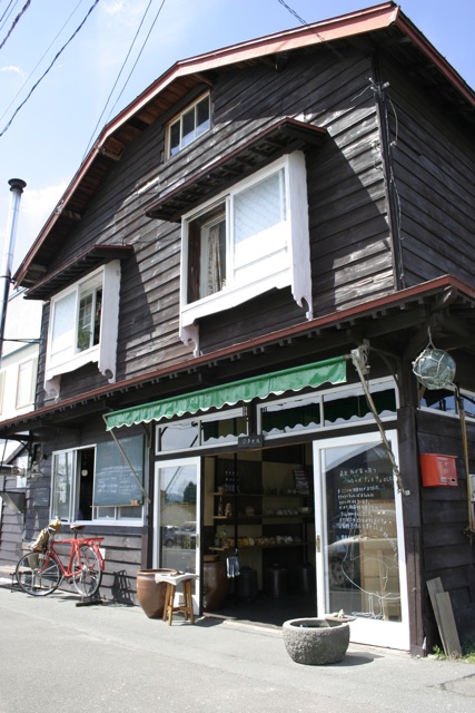 a0084221_9265519.jpg
