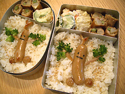 週末弁当、そして唯一のキャラ弁_e0105846_11145826.jpg