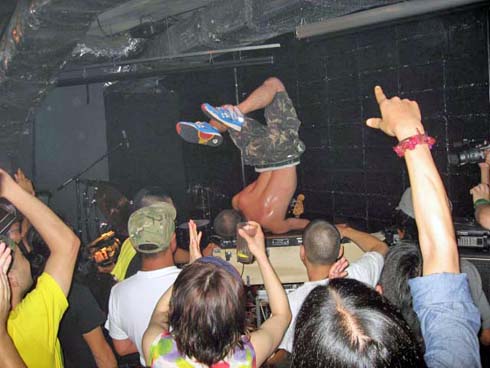 東京輪行旅行日記 その10 \"BIKES ROCK\" PARTY!_f0170779_1918514.jpg