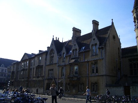 Oxford -University-_f0046489_401183.jpg