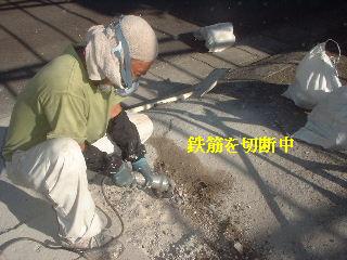 塗装工事とブロック解体_f0031037_20491679.jpg
