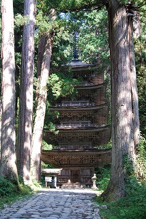 月山・鳥海山を登る旅-1_c0124100_15244463.jpg