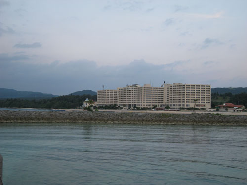 ちゅら海水族館から_b0050356_21134581.jpg