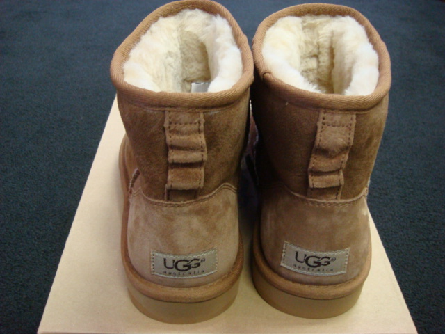 いよいよ待望のUGG入荷♪♪_a0106202_1842277.jpg