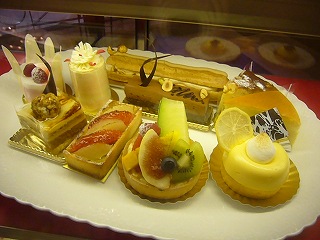 ホテルズのケーキ_a0036952_135196.jpg