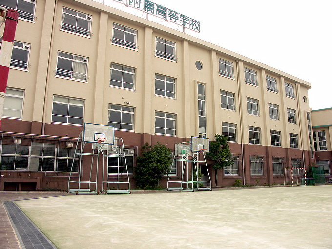 旧神戸市森高等女学校校舎（神戸学院大学付属高等学校）_f0116479_20452585.jpg